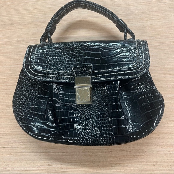 Black purse - Picture 1 of 3